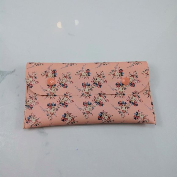 Floral Clutch - Picture 2 of 4